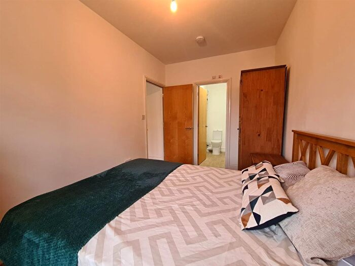 1 Bedroom Flat To Rent In Flat, Lincoln Road, Peterborough, PE1