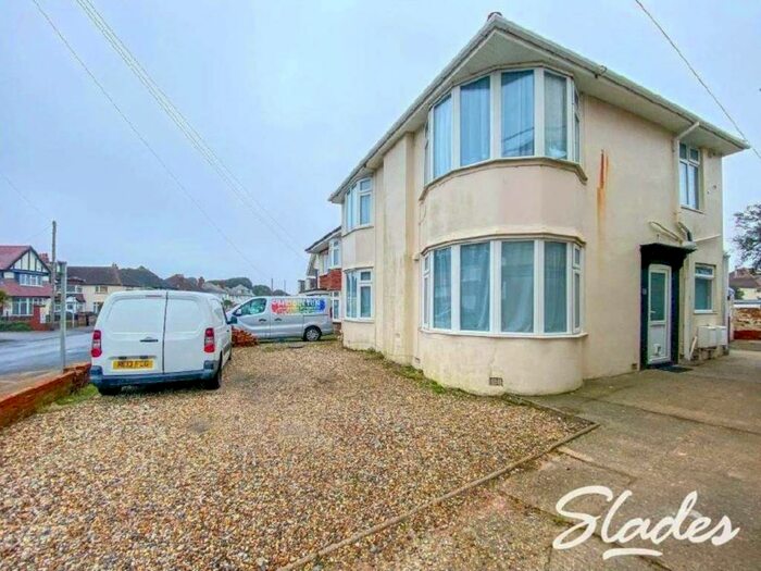 2 Bedroom Flat To Rent In Grange Road, Southbourne, Bournemouth, BH6