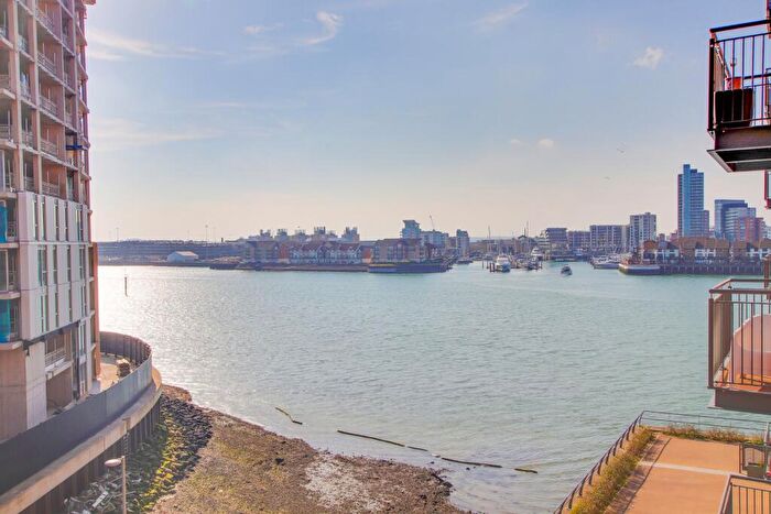 2 Bedroom Flat For Sale In Capstan Road, Woolston, SO19