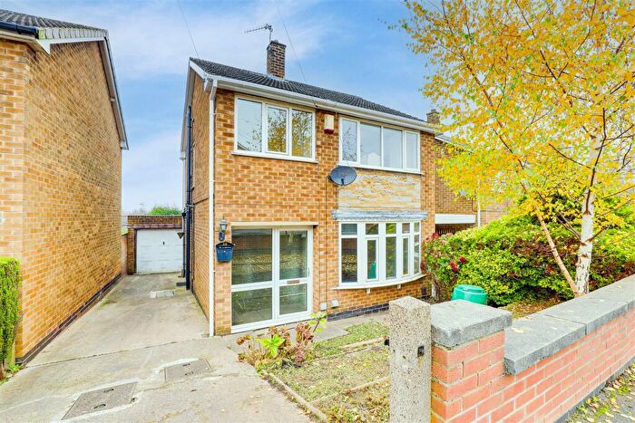 3 Bedroom Detached House To Rent In Patricia Drive, Arnold, Nottinghamshire, NG5