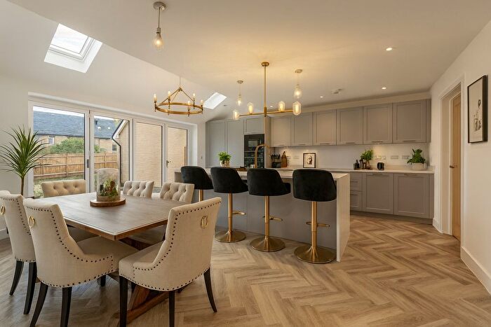 5 Bedroom Detached House For Sale In Orchard Close, Ketton, Stamford, PE9