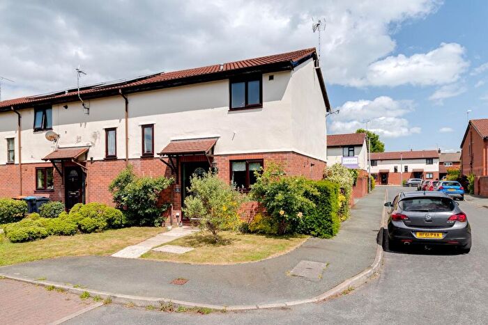 2 Bedroom End Of Terrace House For Sale In Pipers Court, Hoole, CH2