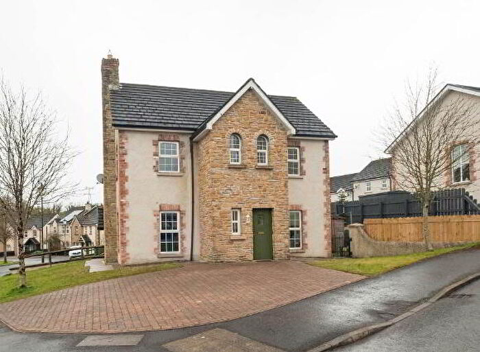 3 Bedroom Semi-Detached House For Sale In Silverhill Manor, Enniskillen, BT74