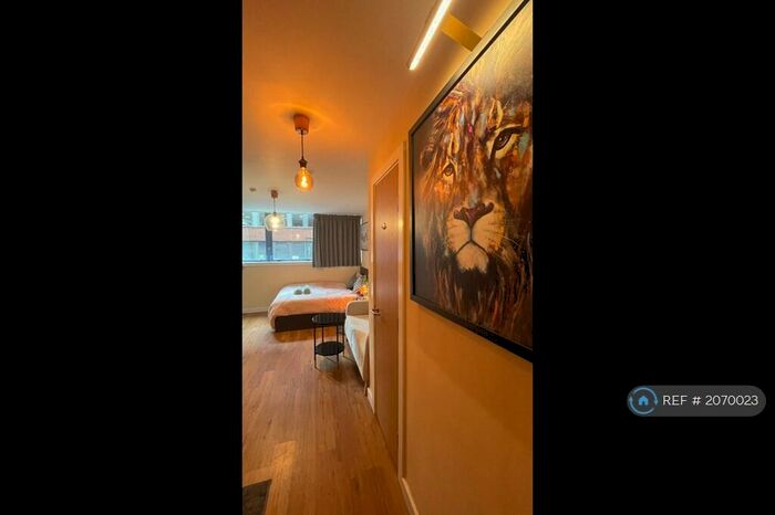 Studio To Rent In Bath Street, Glasgow, G2