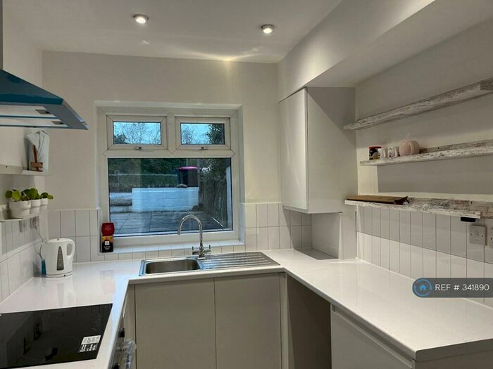 3 Bedroom Terraced House To Rent In Manchester Road, Manchester, M28