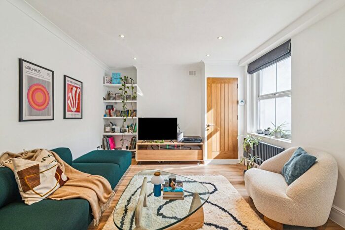 1 Bedroom Flat For Sale In - East Hill, Wandsworth, SW18