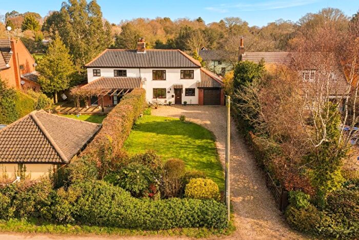 3 Bedroom Cottage For Sale In Threadneedle Street, Bergh Apton, Norwich, NR15