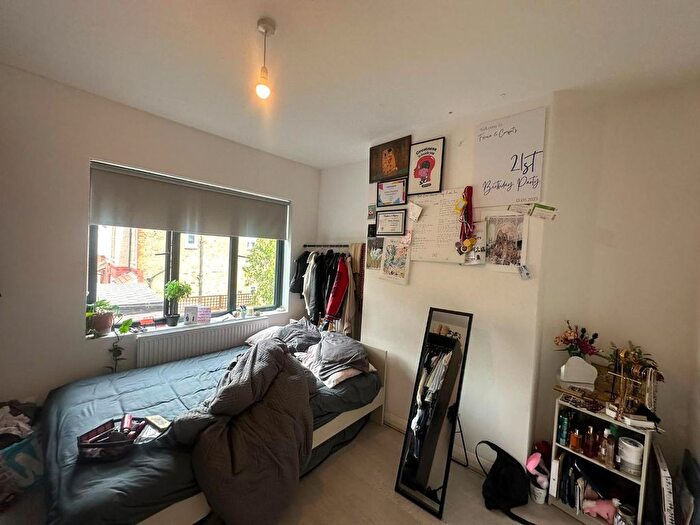 2 Bedroom Flat To Rent In Ealing Park Gardens, Ealing, W5