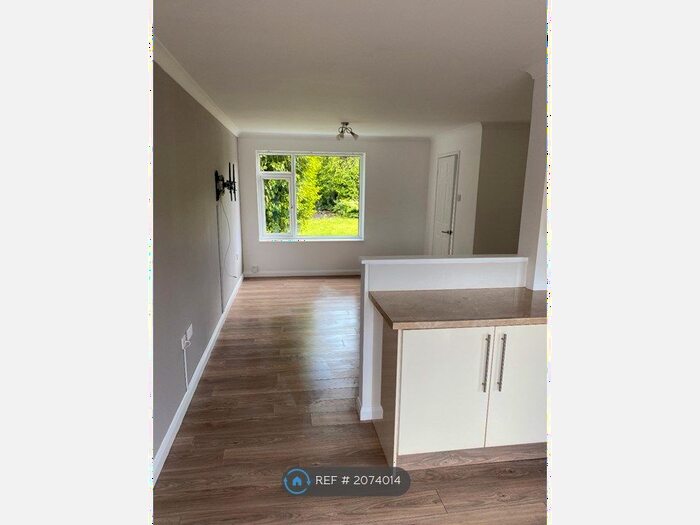 3 Bedroom Semi-Detached House To Rent In St. Andrews Road, Lingwood, Norwich, NR13