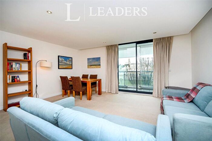 2 Bedroom Apartment For Sale In Princes Street, Brighton, East Sussex, BN2 - Photo 5