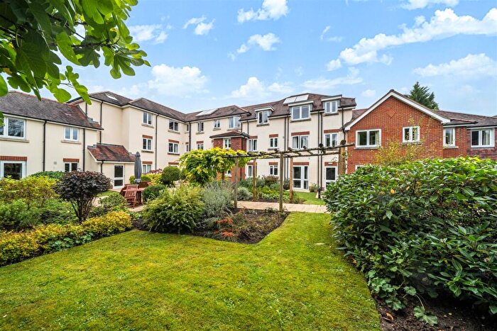 1 Bedroom Retirement Property For Sale In Cornerway Lodge, Hindhead, Surrey, GU26