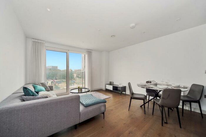2 Bedroom Apartment To Rent In Mawes House, SE17