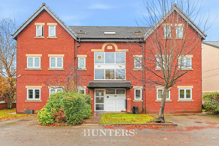2 Bedroom Flat For Sale In Greenhill Road, Middleton, Manchester, M24