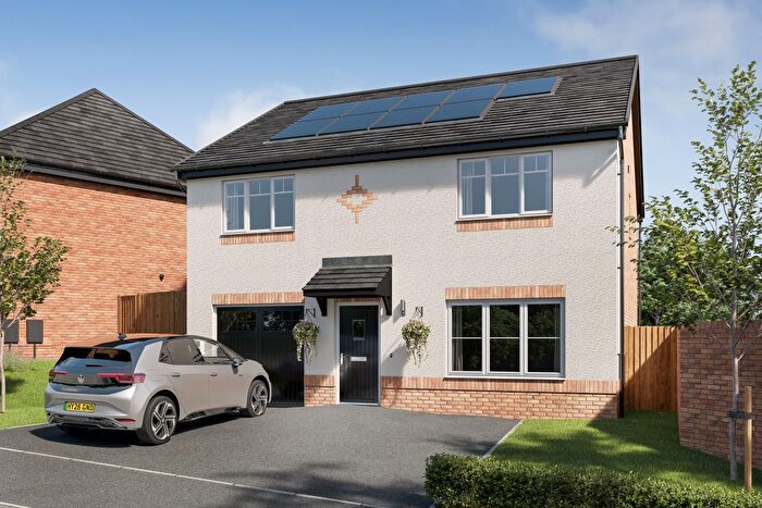 5 Bedroom Detached House For Sale In Rossendale Drive, Adlington, PR6