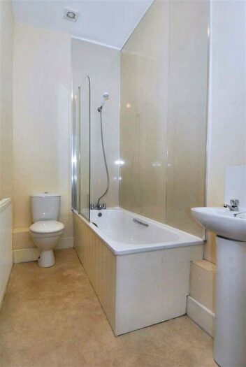 1 Bedroom Flat To Rent In Seaton Avenue Flat, Plymouth, PL4