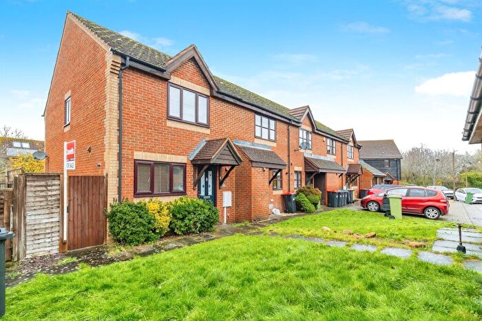 3 Bedroom Terraced House For Sale In Deacon Place, Middleton, Milton Keynes, MK10