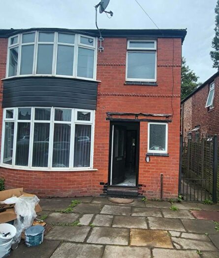 4 Bedroom Semi-Detached House To Rent In Fairholme Road, M20