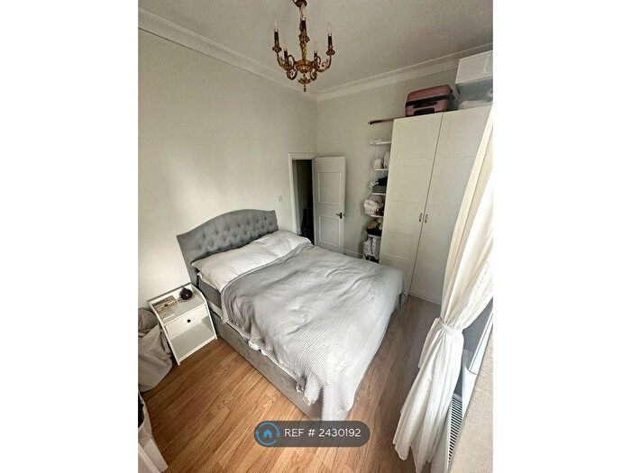 1 Bedroom Flat To Rent In Fulham Palace Road, London, W6