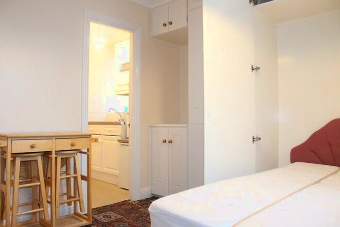 Studio To Rent In Hampden Road, Harrow Weald, HA3