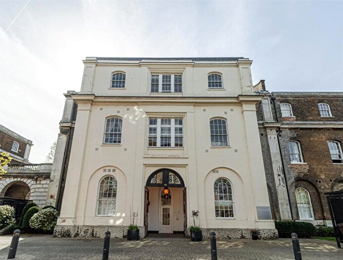 2 Bedroom Apartment For Sale In Marlborough Road, Woolwich, SE18