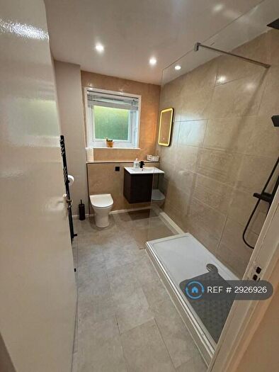 2 Bedroom Flat To Rent In Smeaton Gardens, Kirkcaldy, KY2