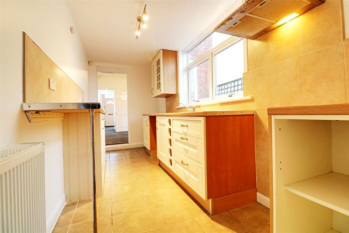2 Bedroom End Of Terrace House To Rent In Blakenall Lane, Leamore, Walsall, WS3