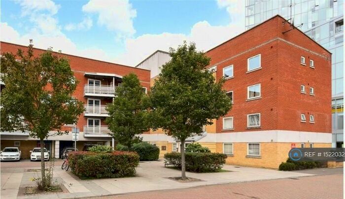 2 Bedroom Flat To Rent In Bruford Court, London, SE8