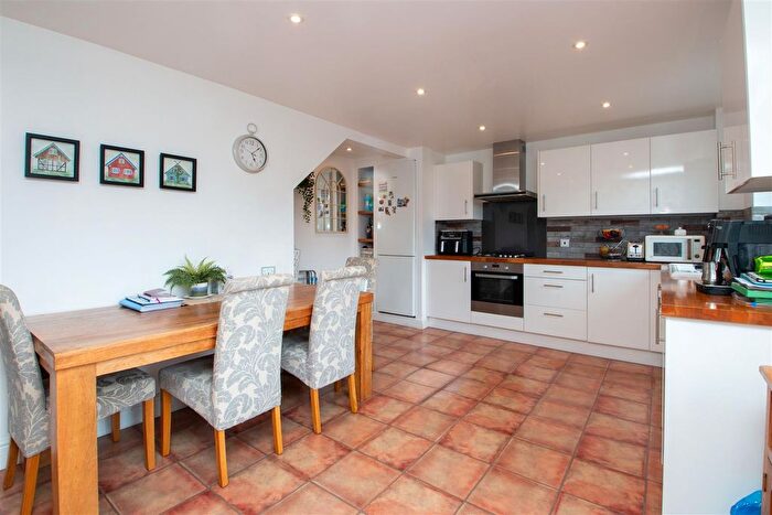 3 Bedroom Terraced House For Sale In Bayard Avenue, Downs Barn, MK14