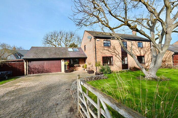 4 Bedroom Detached House For Sale In Stonely Road, Easton, Huntingdon, PE28