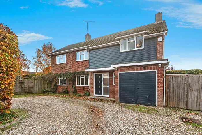 4 Bedroom Detached House For Sale In Northfield Road, Sherfield On Loddon, Hook, RG27