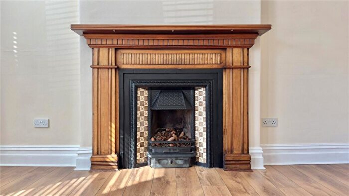 2 Bedroom Apartment For Sale In Westbourne Grove, West Kirby, Wirral, Merseyside, CH48