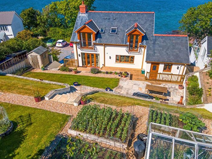 5 Bedroom Detached House For Sale In Beach Road, Llanreath, Pembroke Dock, SA72