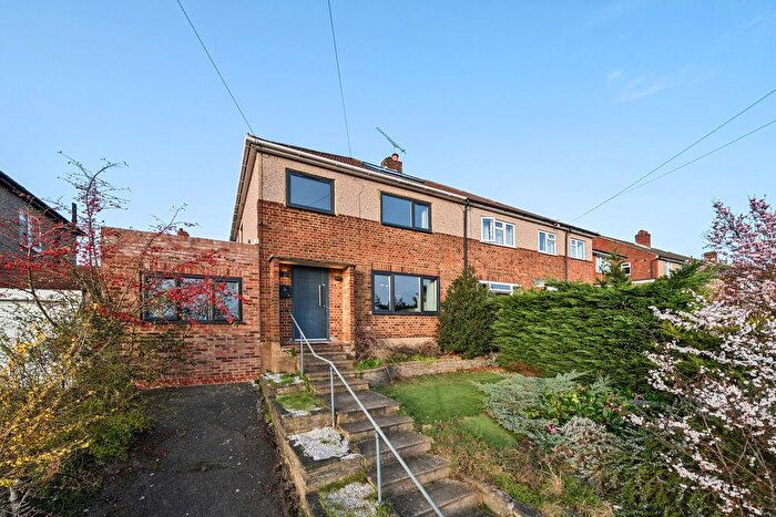 4 Bedroom Detached House For Sale In Brasted Close, Bexleyheath, DA6