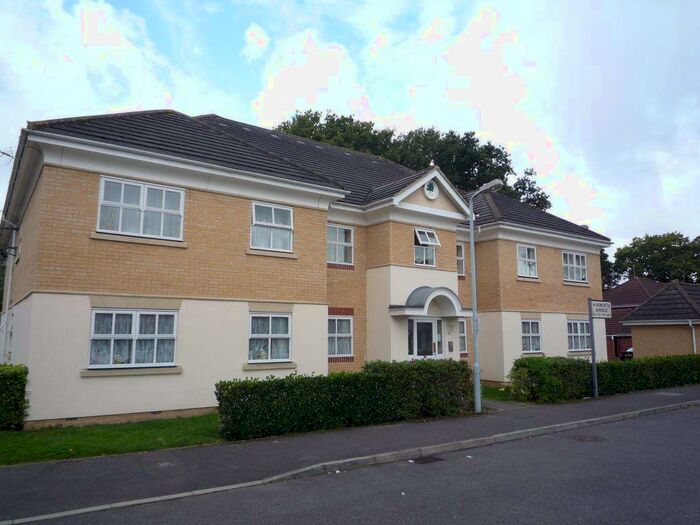2 Bedroom Flat To Rent In Hurworth Avenue, SL3