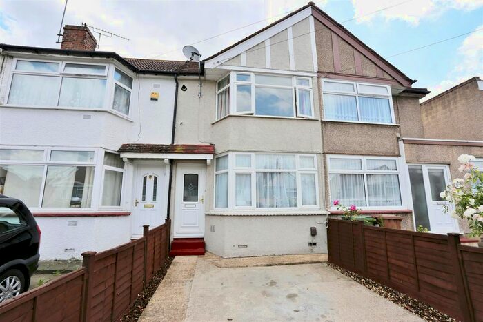 2 Bedroom Terraced House To Rent In Parkside Avenue, Bexleyheath, Kent, DA7