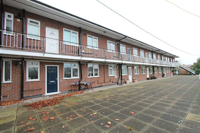 1 Bedroom Flat To Rent In Well Hall Road, London, SE9