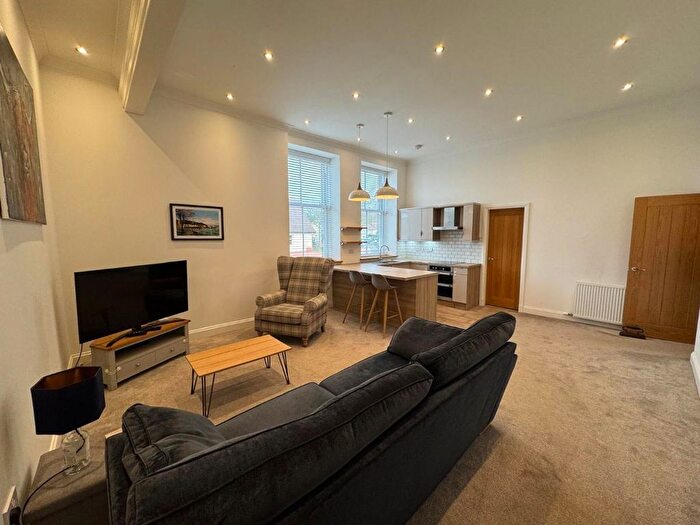 1 Bedroom Flat To Rent In A Loch Street, Townhill, Dunfermline, KY12