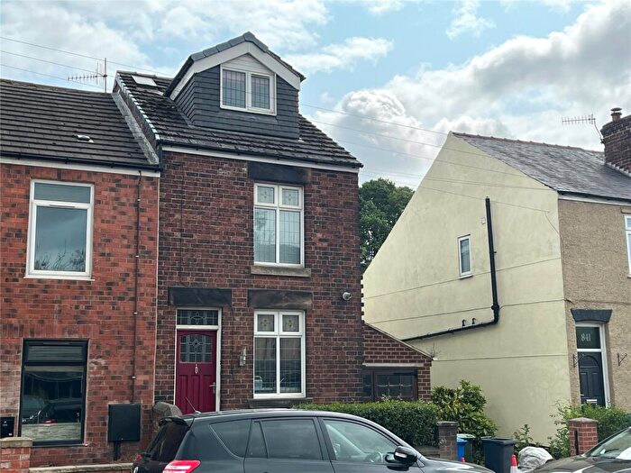 3 Bedroom End Of Terrace House For Sale In Sheffield Road, Chesterfield, Derbyshire, S41