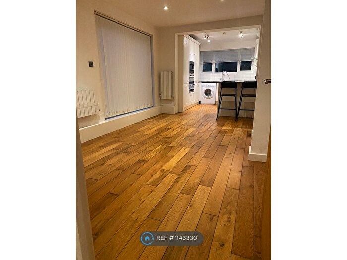 2 Bedroom Flat To Rent In Mill Lane, London, NW6