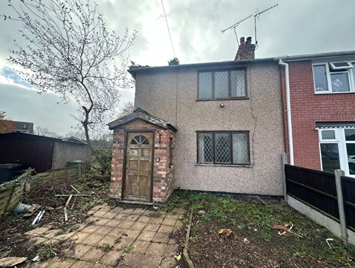 2 Bedroom End Terrace House For Sale In North Avenue, Bedworth, Warwickshire, CV12