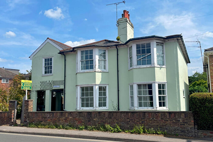 4 Bedroom Detached House For Sale In London Road, Ewell Village, KT17