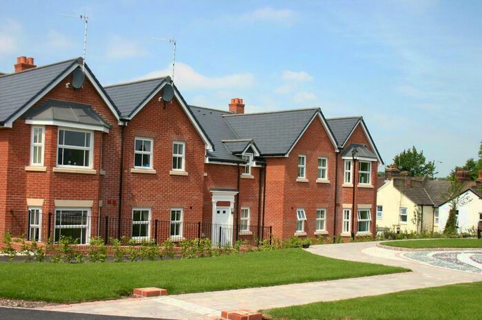 2 Bedroom Flat To Rent In Salisbury - Joseph Court, SP2