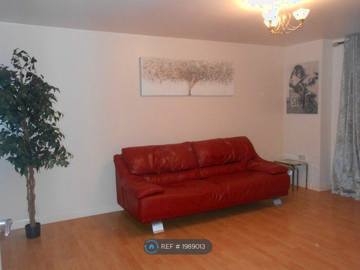 2 Bedroom Flat To Rent In Mearns Street, Aberdeen, AB11