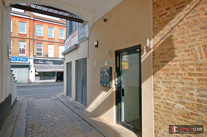 3 Bedroom Flat To Rent In Mesari Ct, Western Mews, London, W9