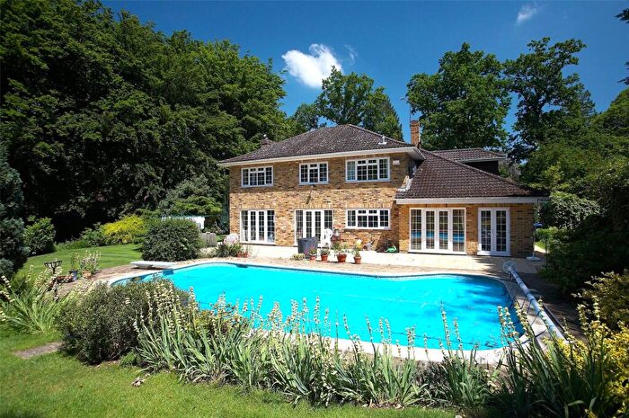 5 Bedroom Detached House To Rent In Old Avenue, West Byfleet, Surrey, KT14