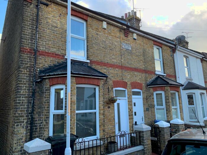 2 Bedroom Terraced House To Rent In Seafield Road, Ramsgate, CT11