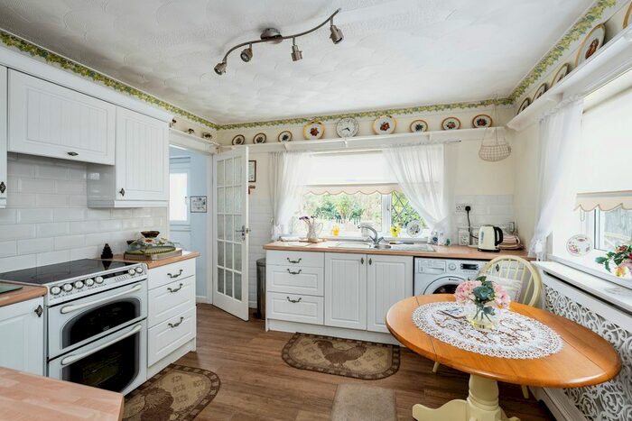 2 Bedroom End Of Terrace House For Sale In Culfor Road, Loughor, Swansea, SA4