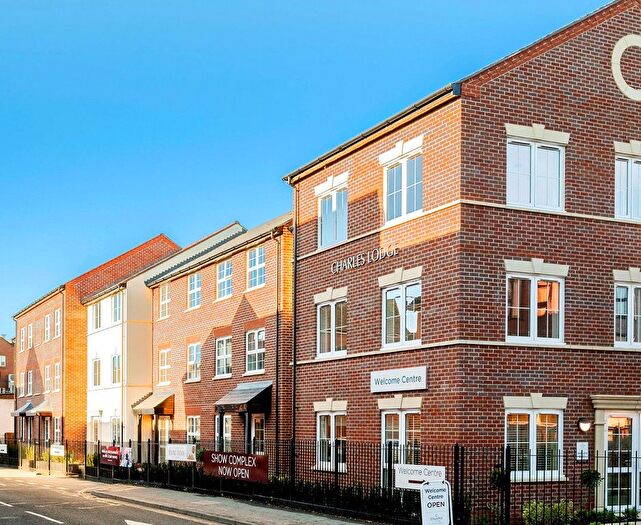 1 Bedroom Flat For Sale In Charles Lodge, Evesham, Worcestershire, WR11