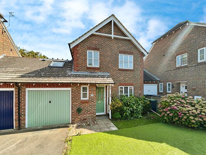 4 Bedroom Link Detached House To Rent In Glenbervie Drive, Herne Bay, CT6