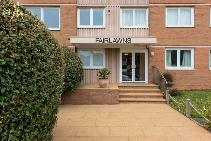 2 Bedroom Flat To Rent In Kingsway, Hove, BN3